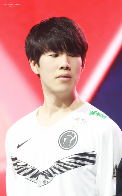 为球迷们带 为球迷们带