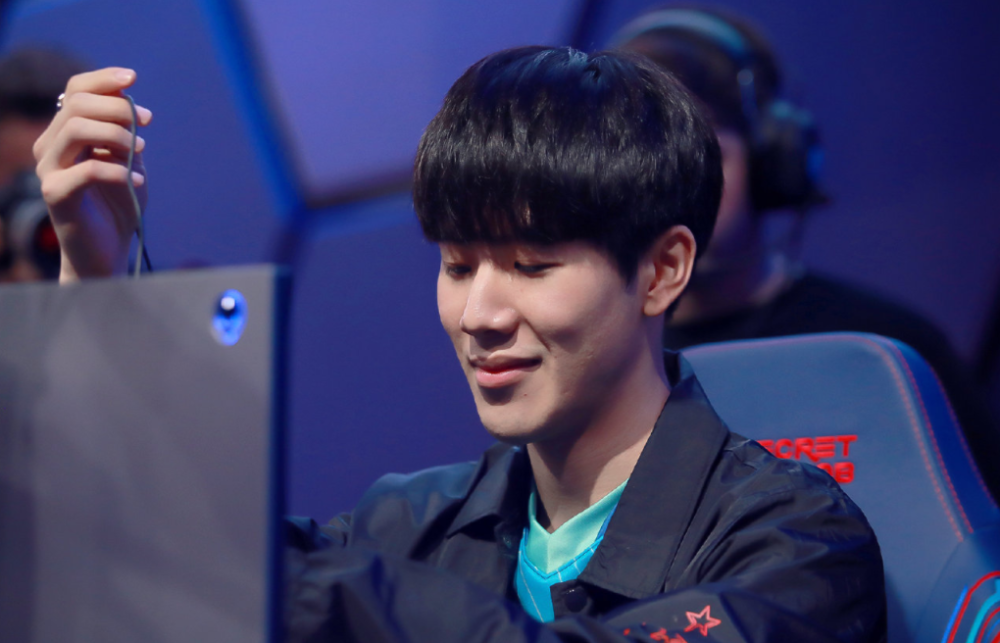 首回合落后 首回合落后